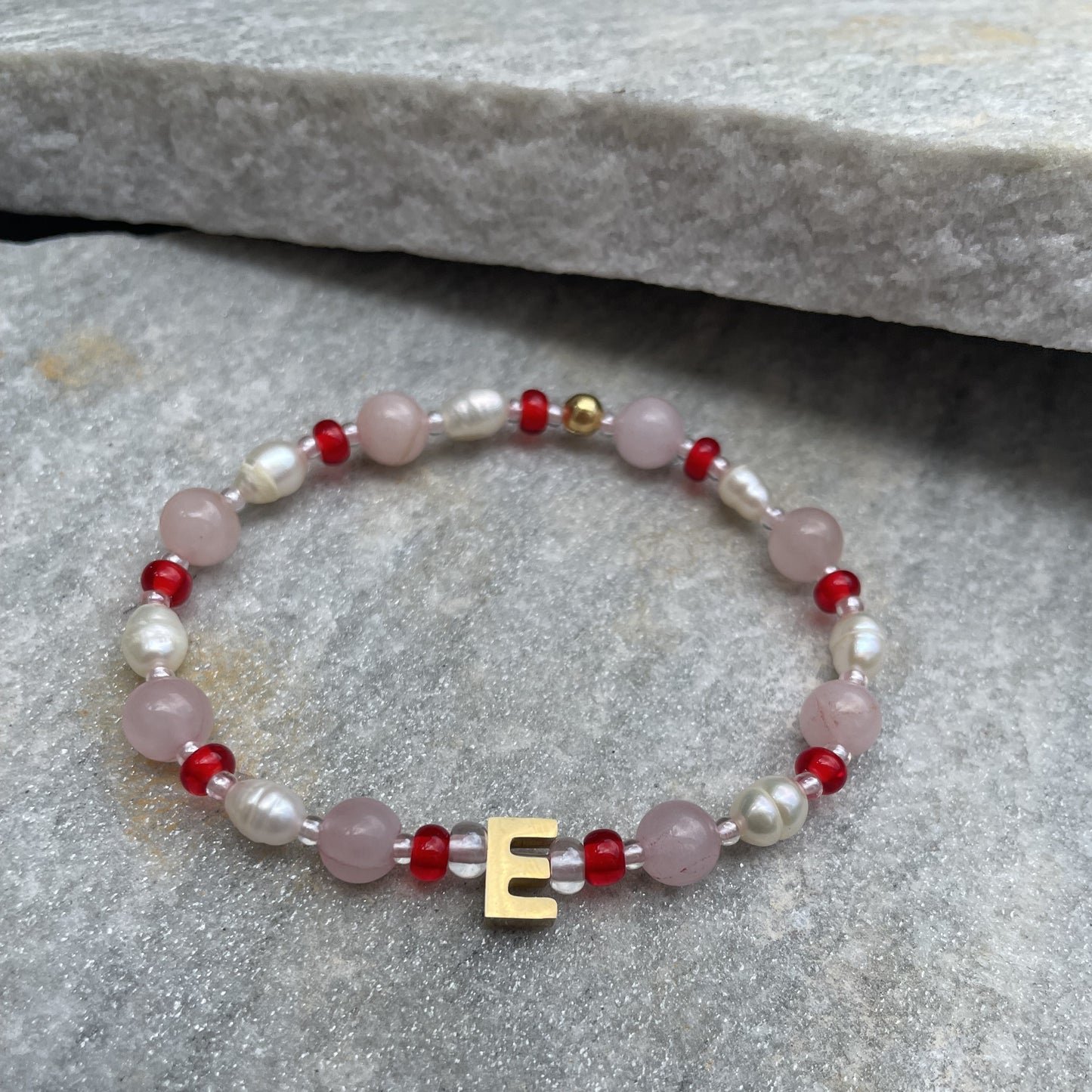 Kate Armband - Personalisierbares Perlenarmband