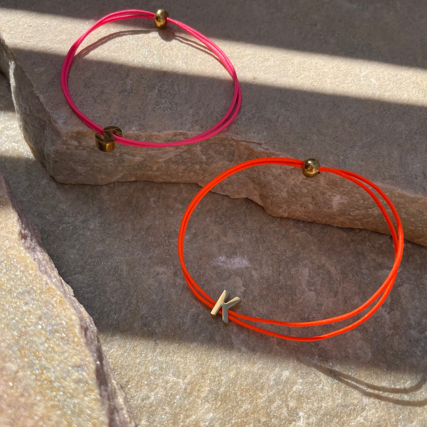 Lettre Armband PINK/GOLD