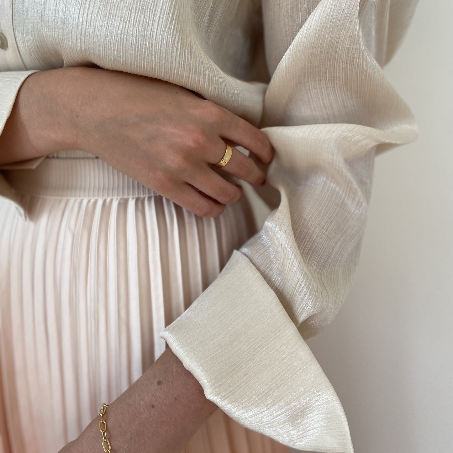 Luna Ring