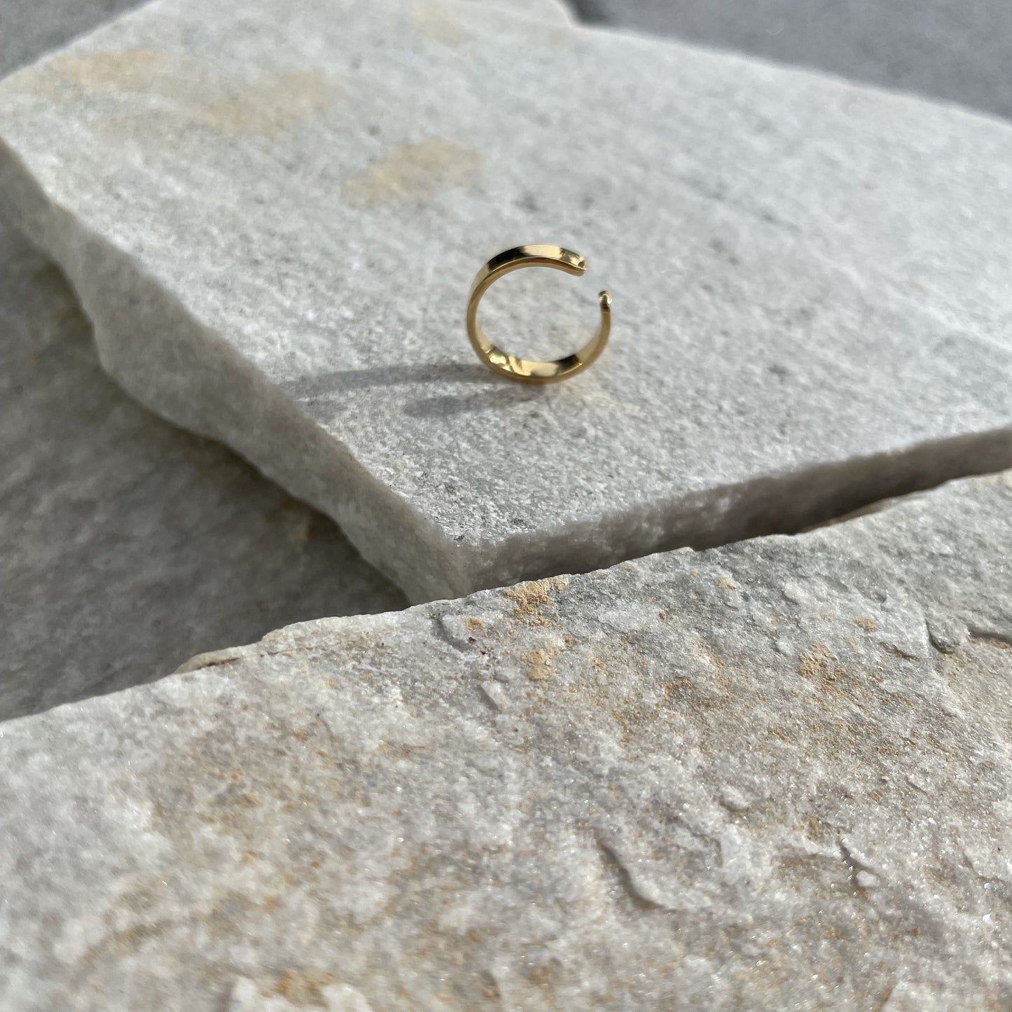 Milo Earcuff glänzend